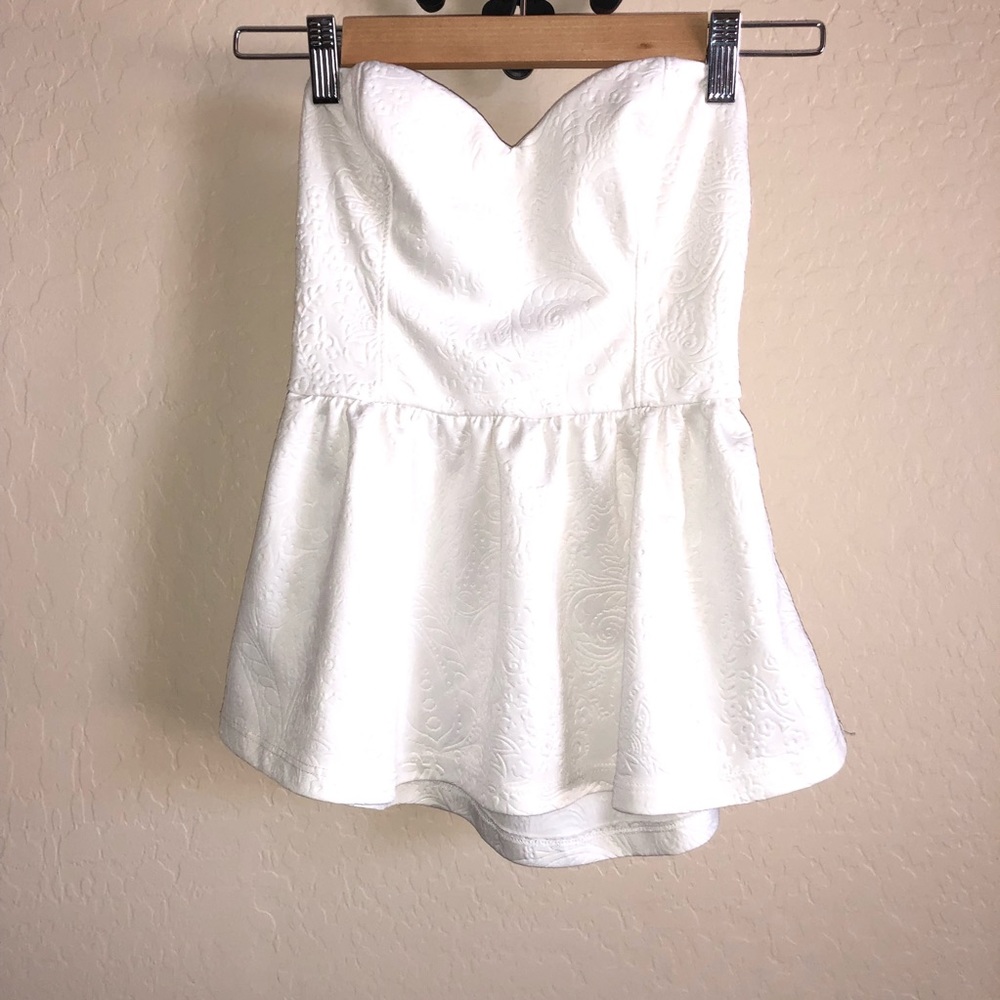 Pins and needles // strapless peplum top